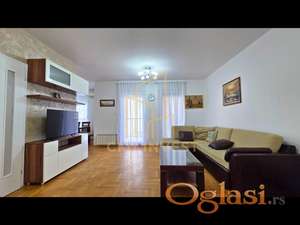 Jugovićevo – 90m² komforan trosoban stan, 2. sprat, lift, dvostrano orjentisan, uknjižen 1/1